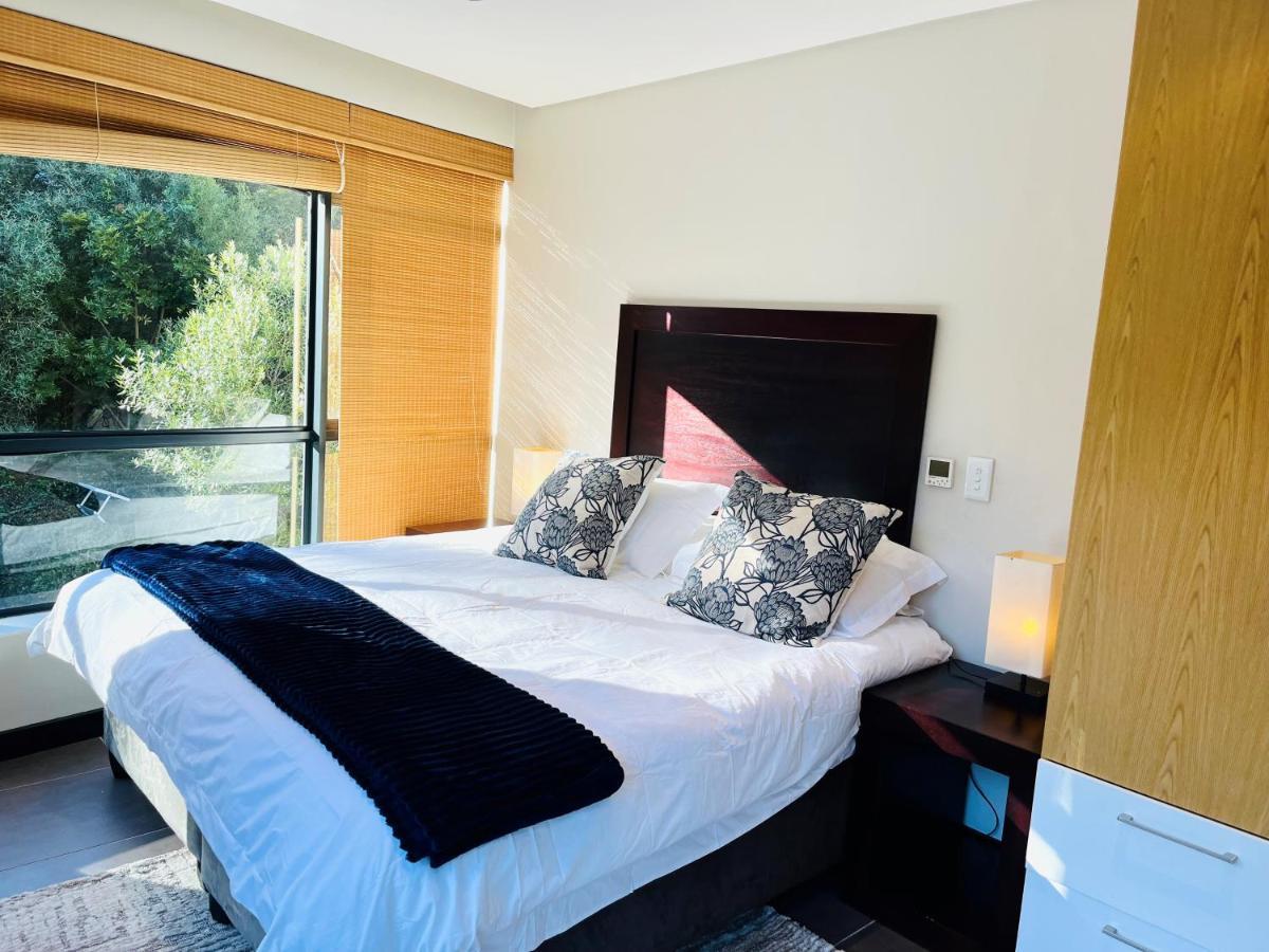 Lovely One Bedroom In The Glen, Camps Bay With Inverter Cape Town Ngoại thất bức ảnh